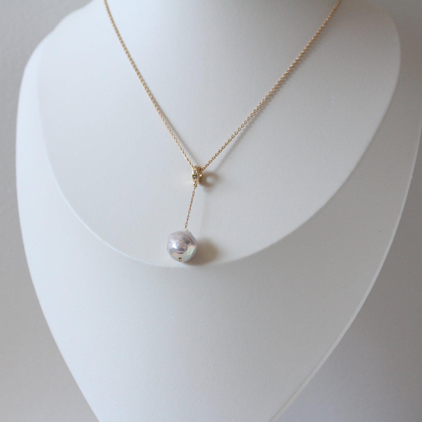 Baroque Pearl Pendant Necklace